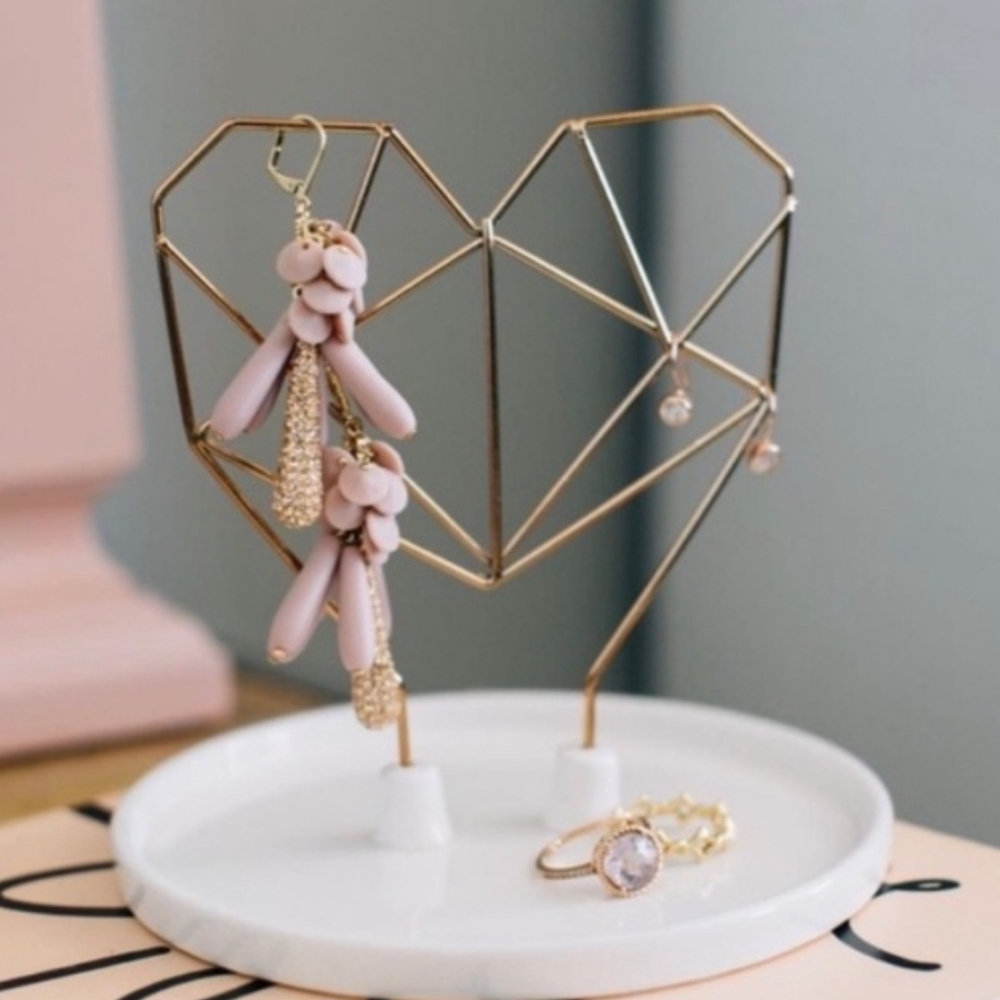 IMM Living Coxet Wire Geometric Heart Jewelry Holder Stand Rose Gold White NWT